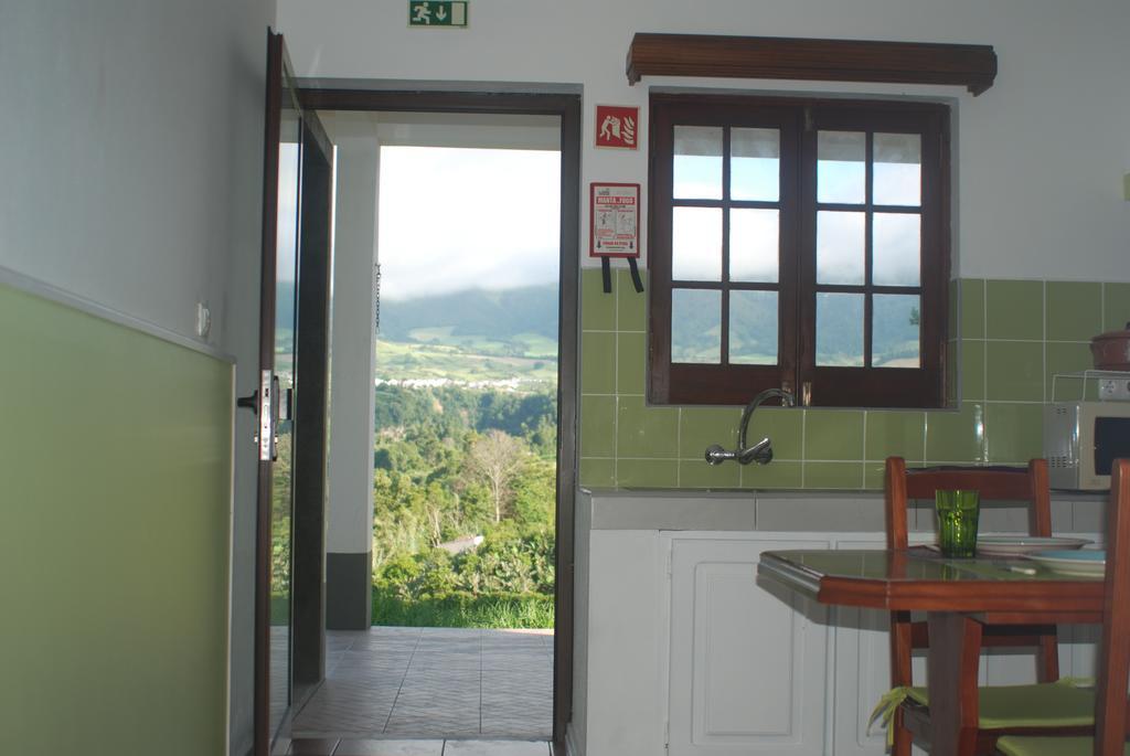 Quinta Do Quarteiro Hotel Povoacao  Buitenkant foto